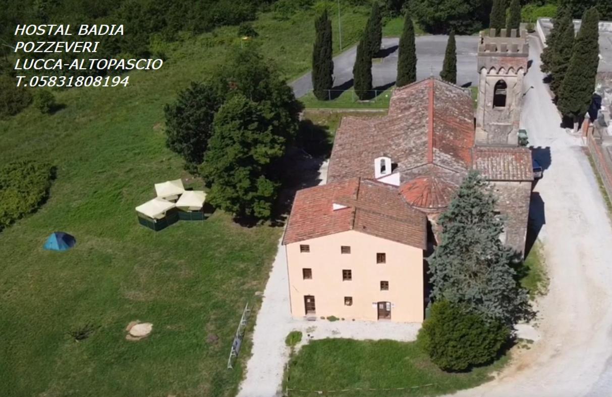 Hostal Badia Altopascio Εξωτερικό φωτογραφία