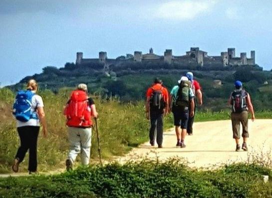 Hostal Badia Altopascio Εξωτερικό φωτογραφία