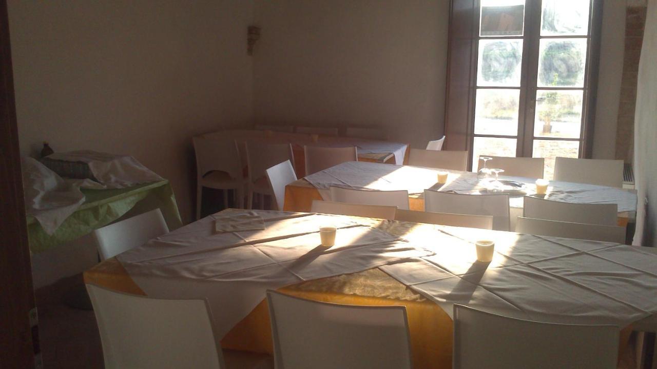 Hostal Badia Altopascio Εξωτερικό φωτογραφία